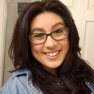 Meet your Posher, Odalis